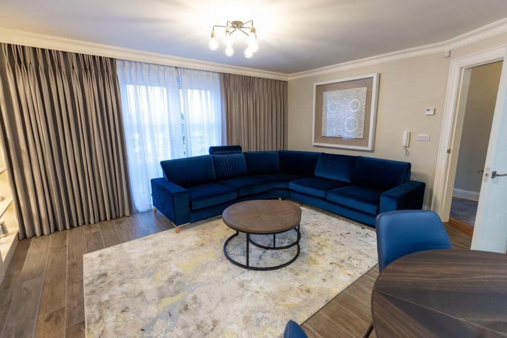 Luxury Town Centre Apartment Cookstown Ngoại thất bức ảnh