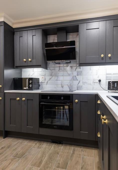 Luxury Town Centre Apartment Cookstown Ngoại thất bức ảnh