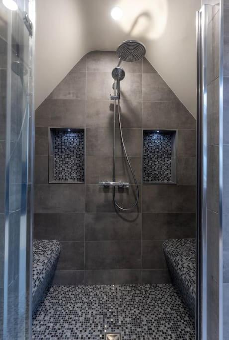 Luxury Town Centre Apartment Cookstown Ngoại thất bức ảnh