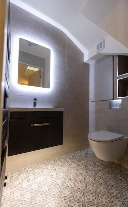 Luxury Town Centre Apartment Cookstown Ngoại thất bức ảnh